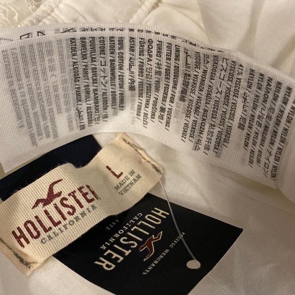 HOLLISTER - NWT - skirt: white sequin overlay mini w elastic waist & lining - L - Picture 6 of 16